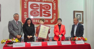 Recibe Maricarmen Cortés Premio Nacional de Periodismo Carlos Septién 2025