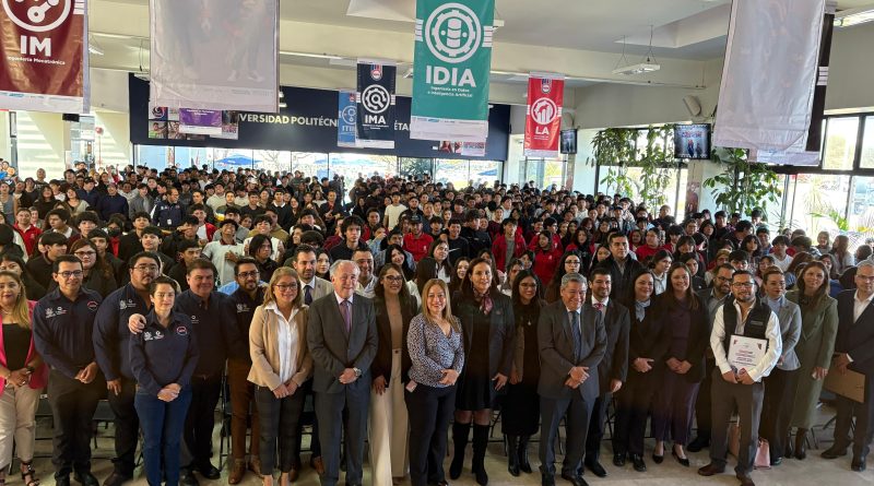 Celebra la UPQ 20 años como referente de educación superior en Querétaro