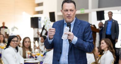 Inicia repatriación de queretanos en Medio Oriente el 10 de marzo: Kuri Inicia repatriación de queretanos en Medio Oriente el 10 de marzo: Kuri