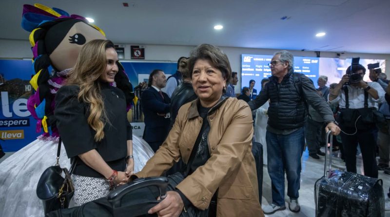 Arriban al AIQ 52 queretanos que estaban en Medio Oriente