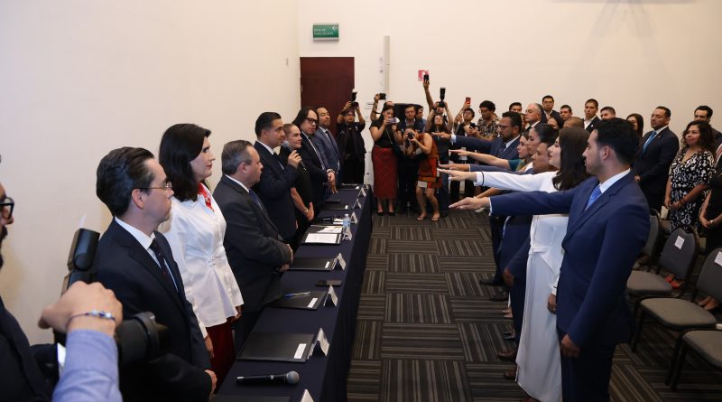 Toman protesta a Consejo Directivo de Abogados Penalistas del Estado de Querétaro
